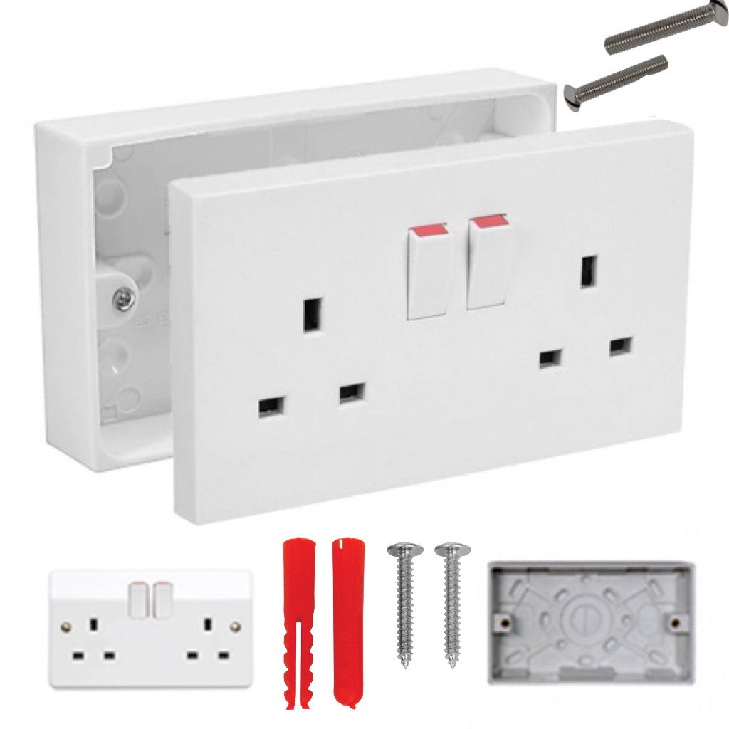 Double wall socket and backbox Clearance